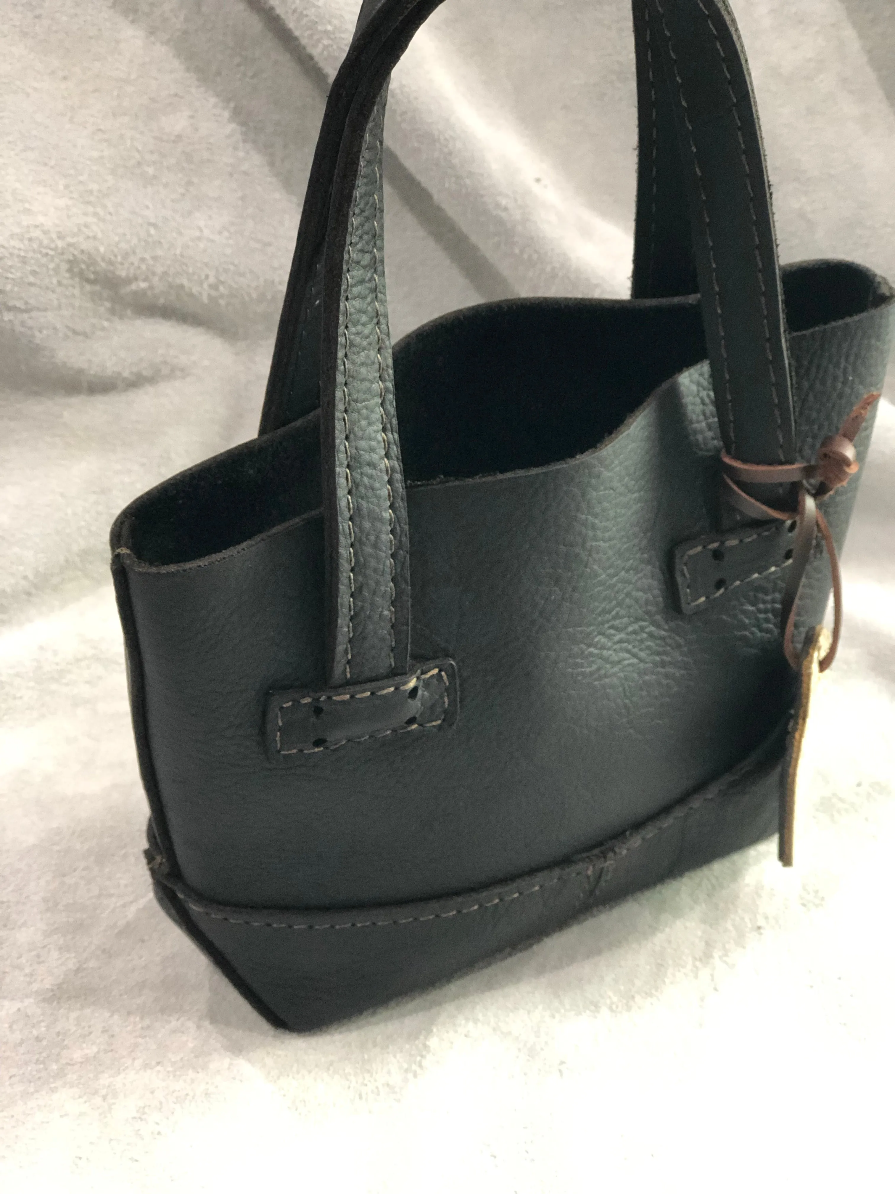 Little Mia Handcrafted Black Leather Classic Purse