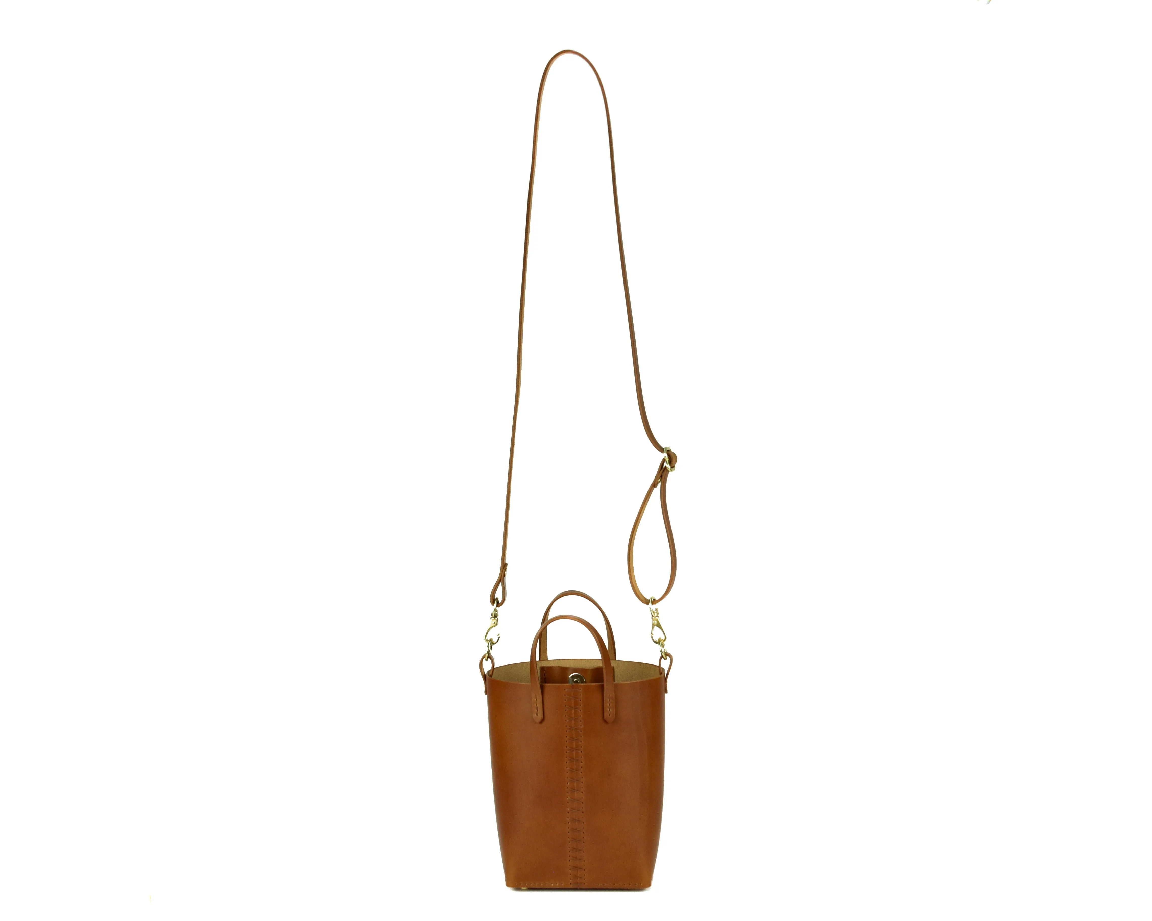 Palmetto Bucket Bag: Tan