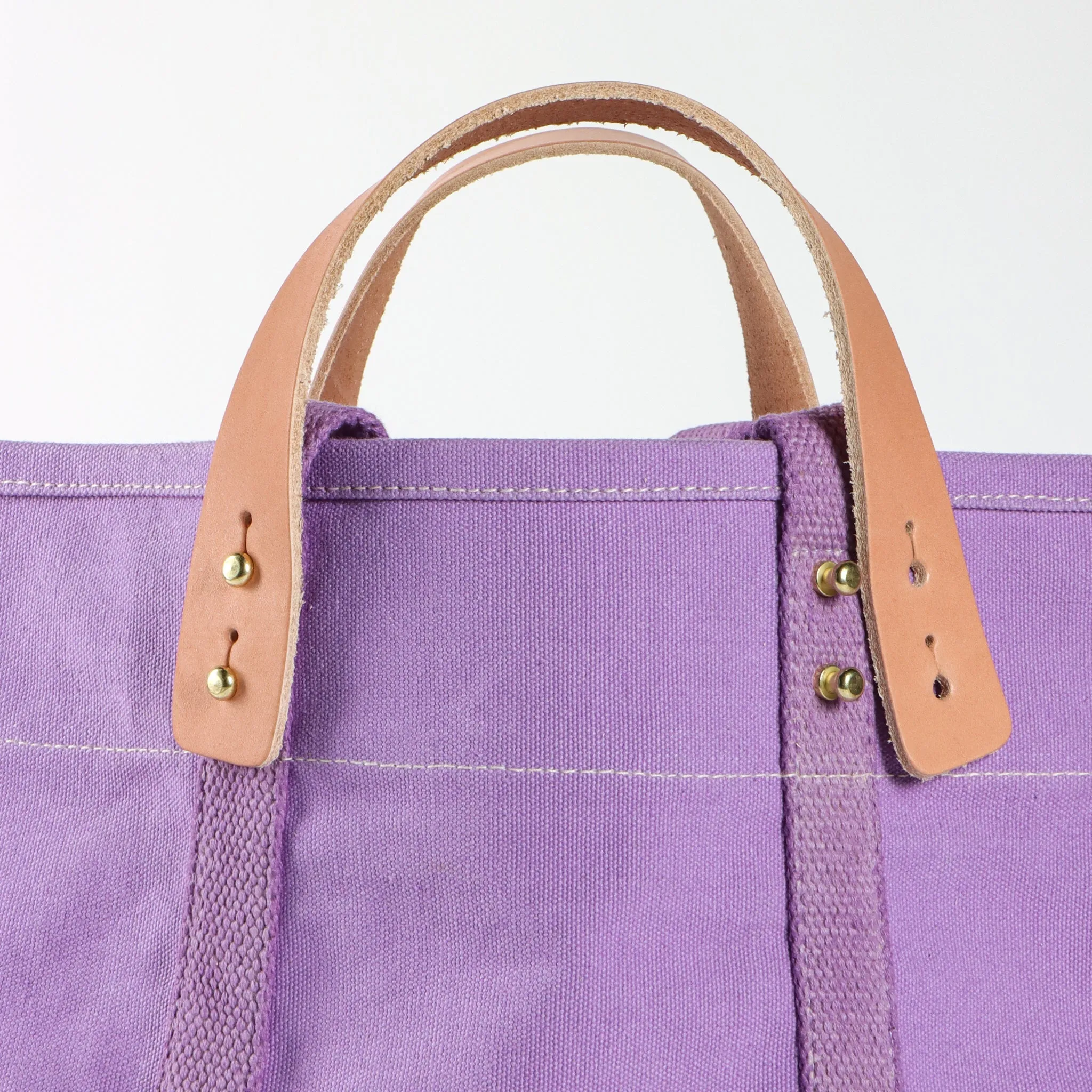 Small East West Tote | Lilac