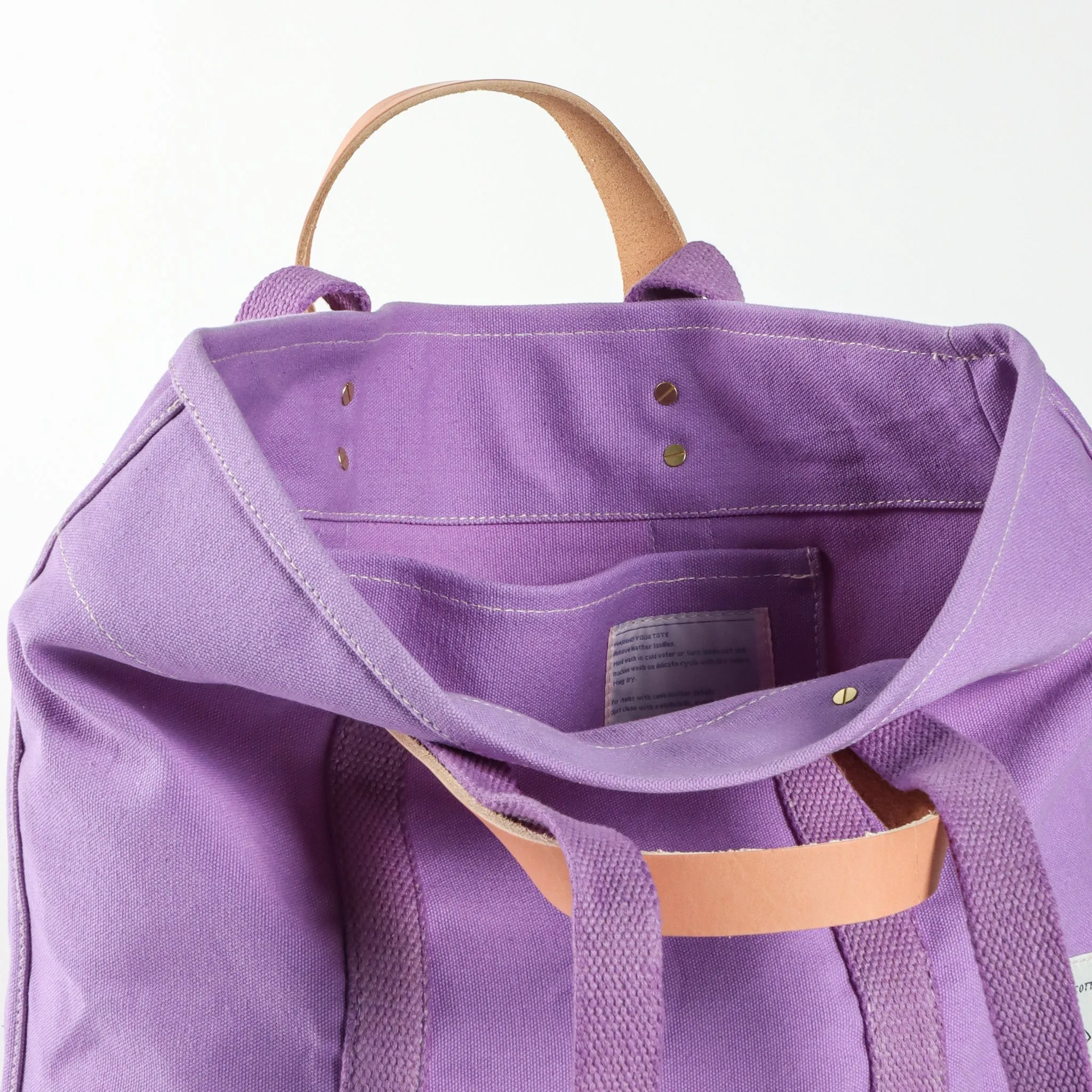 Small East West Tote | Lilac