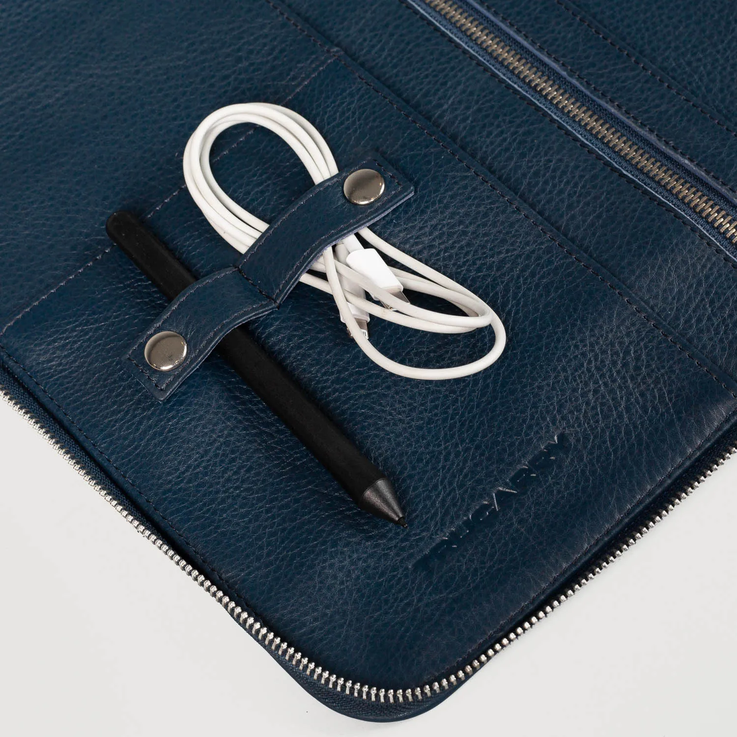 The Eclectic Midnight Blue Leather Folio Organizer